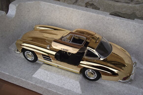 1:18 Mercedes 300 SL - 9