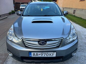 Subaru Outback 2.0 D - 9