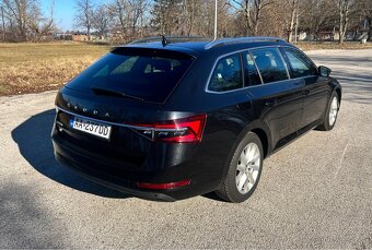 Predám Škoda Superb combi 3 facelift 2020 matrix - 9