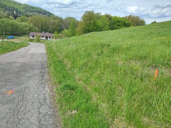 Na predaj pozemok na výstavbu rodinného domu, chaty - 9