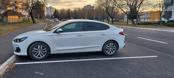 Hyundai Fastback i30 - 9