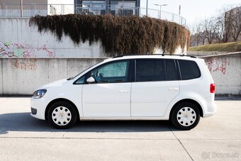 Volkswagen Touran 1.6 TDI DSG - 9