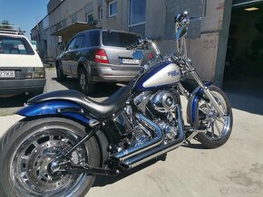 Harley davidson softail - 9