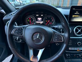 Mercedes A trieda 180d FACELIFT automat 7DCT, LED, Carplay - 9