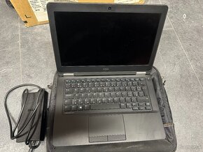 Dell Latitude E5270 - i5/ 8GB / 256GB SSD / Ultrabook / FHD - 9