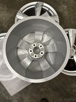 Hliníkové disky Audi 5x112 R18 New Rotor - Audi A6 C8 - 9