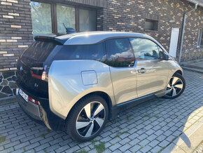 Predám BMW i3 - 9