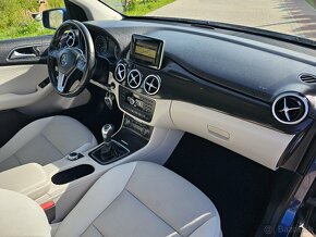 MERCEDES - BENZ B180 CDI 2012 - 9