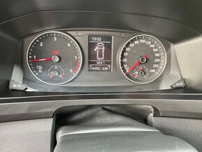 VW T6 CARAVELLE naj. 171 000 km 110kw LED - 9