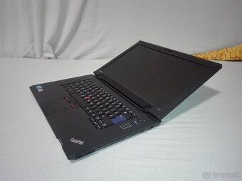 Lenovo Intel i3 4x2,4 GHz. SSD 128 GB. 15,6“. Nová baterka. - 9