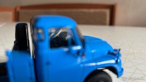 Tatra 138 NT 6x6 ťahač 1:43 Avtoistoria - 9