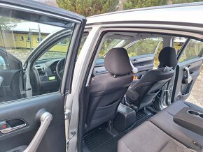 Honda Cr-v 4x4 2.0 benzin 110 kw automaticka prevodovka - 9