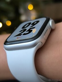 Apple Watch SE (2nd Gen) 40mm - 9