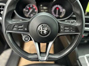 Alfa Romeo Stelvio 2.2 210k Super Q4 A/T - 9