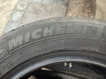 205/60 R16 Michelin - 9