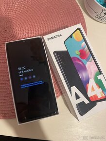 Samsung A41 - 9