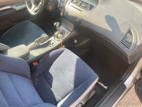 Honda Civic 1.8 VTEC Comfort - 9