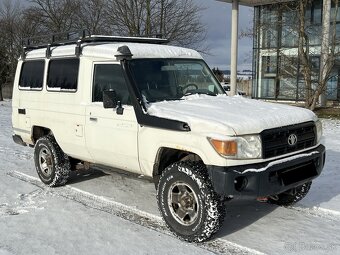 Toyota Landcruiser HZJ 78 - 4200 cm, 4x4, ARB střecha - 9