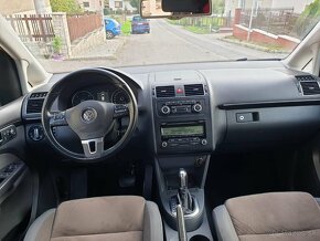 Volkswagen Touran 2.0 TDI DSG - 9