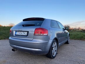 Audi A3 2.0FSI Nová STK - 9