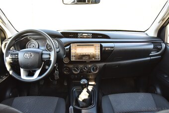 Toyota Hilux 2.4 D-4d 4X4 Live SR ODPOČET_DPH - 9