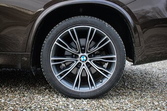 BMW X5 Touring X-drive 40d A/T - 9