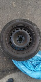 Zimné pneumatiky 225 /60 r16 - 9