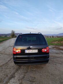 Volkswagen Sharan 2.0 103kW 2006 7-miestny - 9