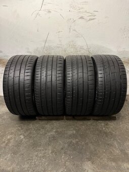 Nepoužitá letná sada Audi RS6 - 5x112 R22 , 285/30/22 - 9