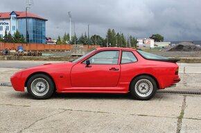 Porsche 924 - 9