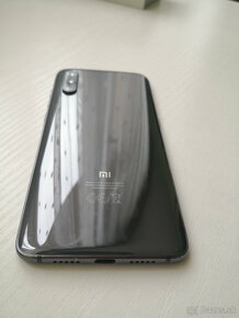 Xiaomi Mi 9 6/128 Gb - 9
