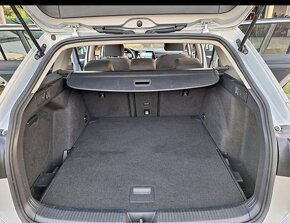 Volkswagen Golf 2.0 TDI - 9