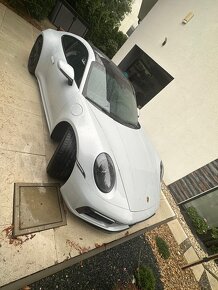 Porsche 992 Carrera GTS - 9