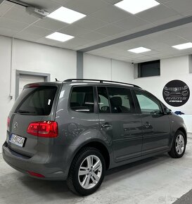 Volkswagen Touran Match 1.6TDI LED/Xenon/2012 - 9