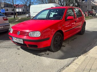 Predám Volkswagen golf 4 1.6 benzín - 9