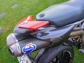 Ducati hypermotard 796 - 9