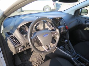 FORD FOCUS 1.0i  HATCHBACK  5 DV. - 9