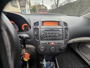 Kia Ceed 1.4. - 9