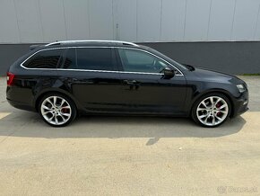 Škoda Octavia Combi 2.0 TDI RS DSG - 9