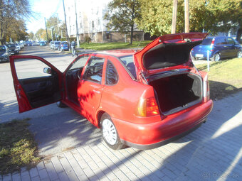 Volkswagen Polo Classic 1.6 - 9