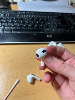 Apple AirPods 3 - 9