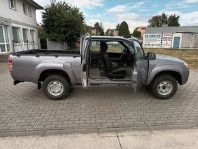 Mazda BT-50 2.5td 105kw RAP CAB/Ford Ranger 2.5tdci 2011 - 9