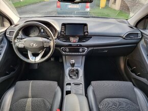 HYUNDAI I30 1.6CRDI 100KW LED/NAVI/PANORAMA - 9