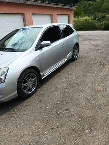 Honda civic 1.7 74kw - 9