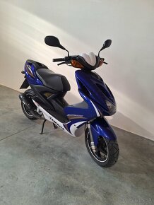 Yamaha aerox 50 - 9