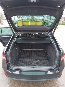 Predám Škoda Superb combi 2.0 tdi - 9