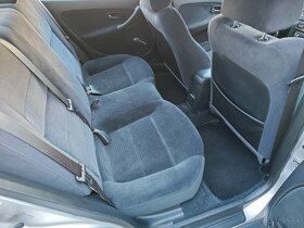 Honda Civic 1.5 Vtec - 9