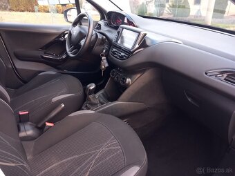 Peugeot 208 1.2 PureTech 60kW M5 - 9