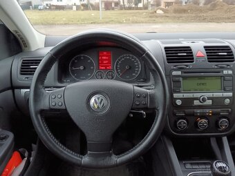 Volkswagen Jetta 1.9TDI - 9