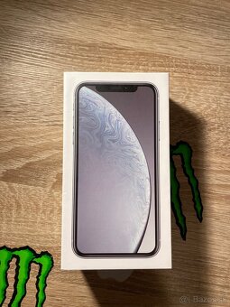 iPhone xr - 9